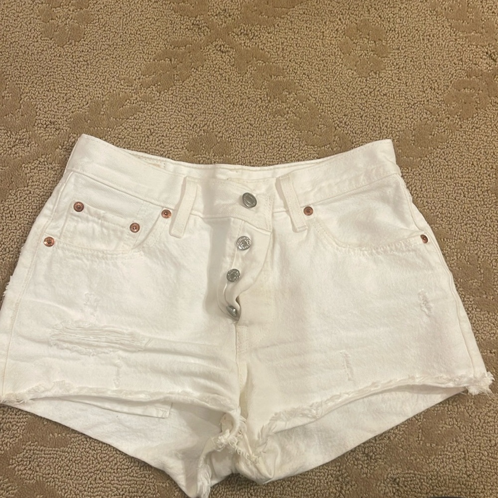 Levi’s 501 women’s denim shorts size 25